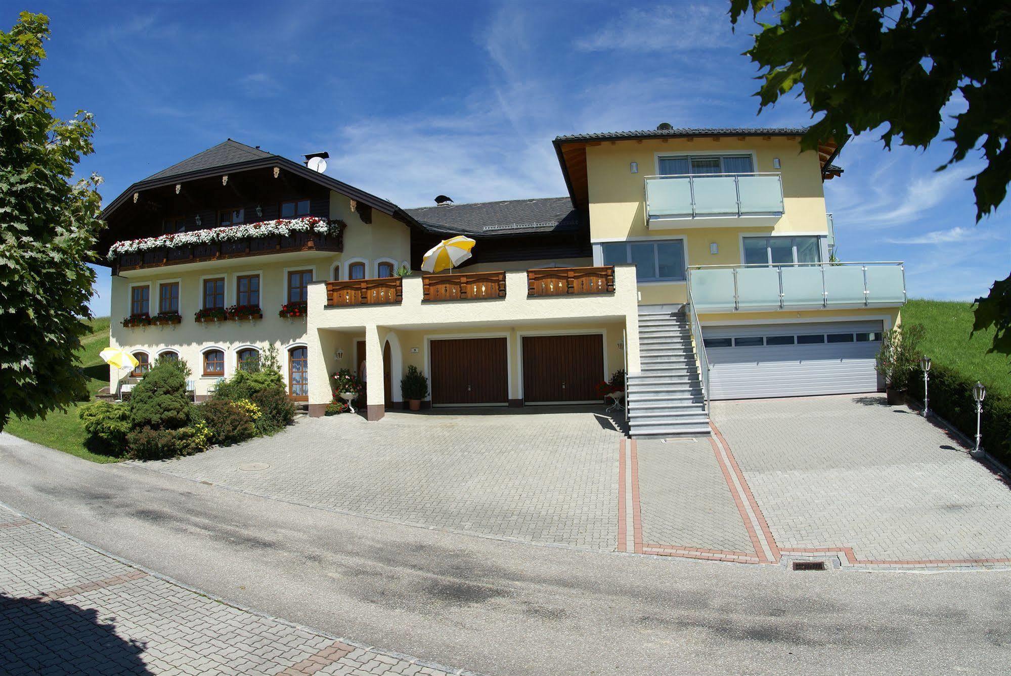 Gaestehaus Stabauer Mondsee Dış mekan fotoğraf